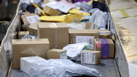 are parcels from china safe coronavirus